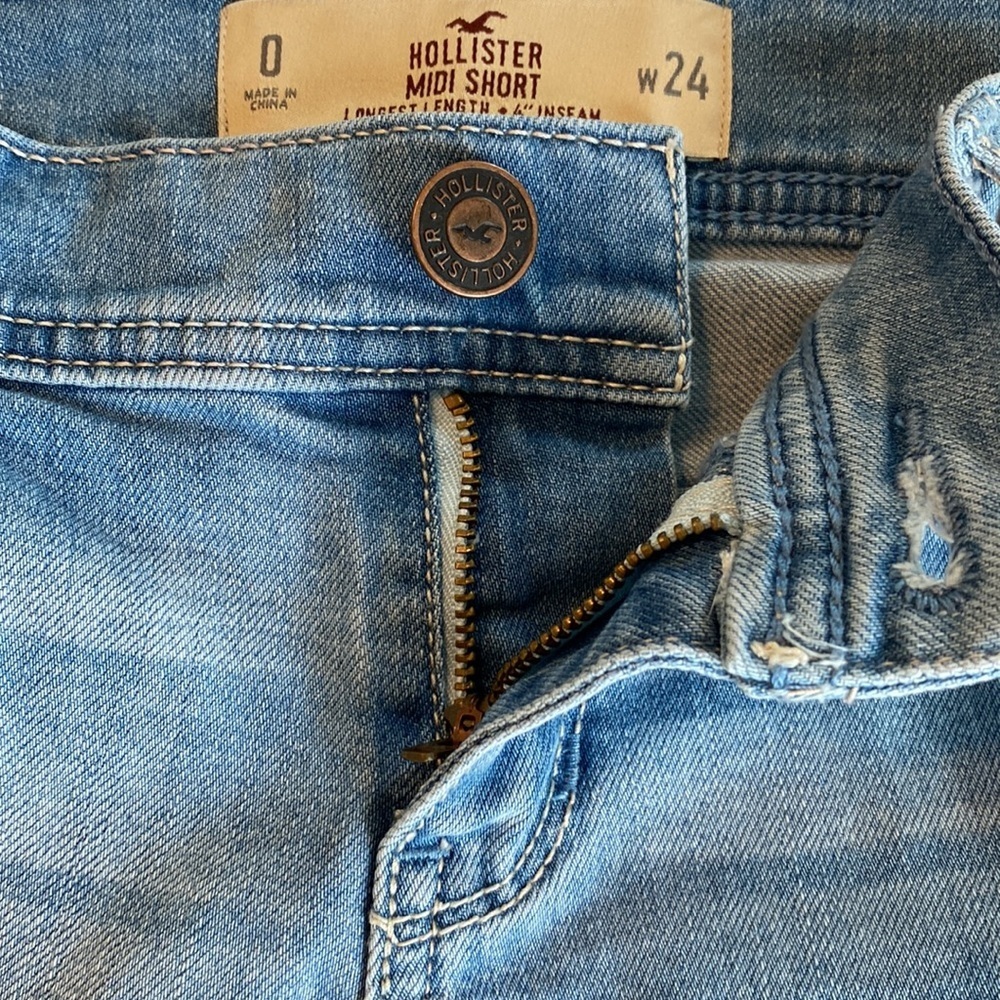 Hollister Midi Jeans Shorts Size 0 W 24 Distressed light wash - Picture 7 of 12